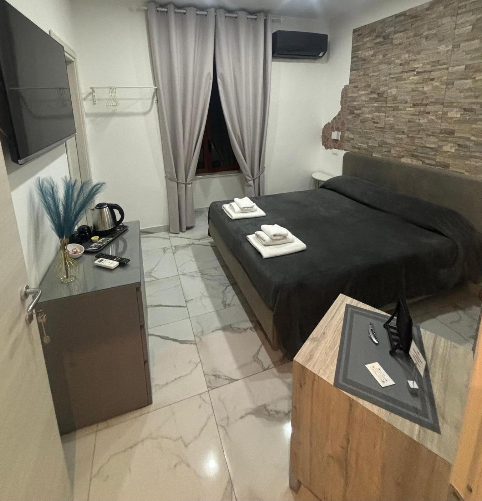 B&B Alla Stazione Naples Exterior photo